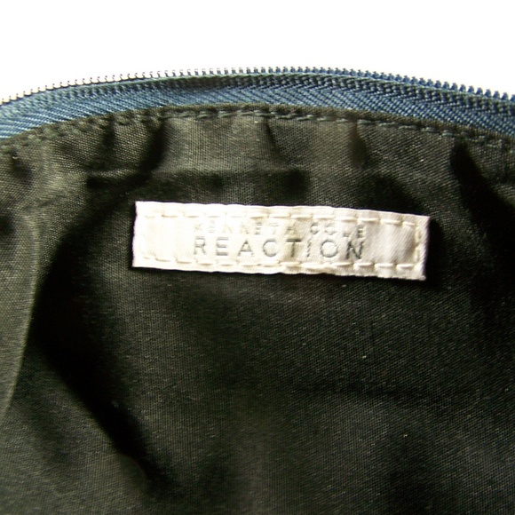 Kenneth Cole Reaction Crossbody Wristlet Leather - Picture 6 of 6